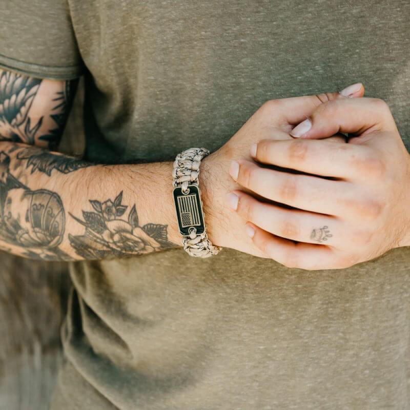 US Army Paracord Survival Bracelet