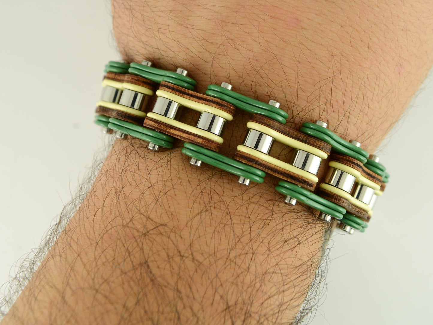 Tri-Color Tone Green Yellow Silver Leather 3/4" Wide Men's Stainless Steel Motorcycle Chain Bracelet