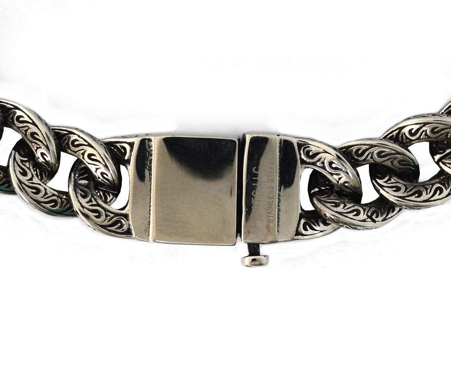 Necklace 26" Stainless Steel 1/2" Wide Tattoo Hook Link Design