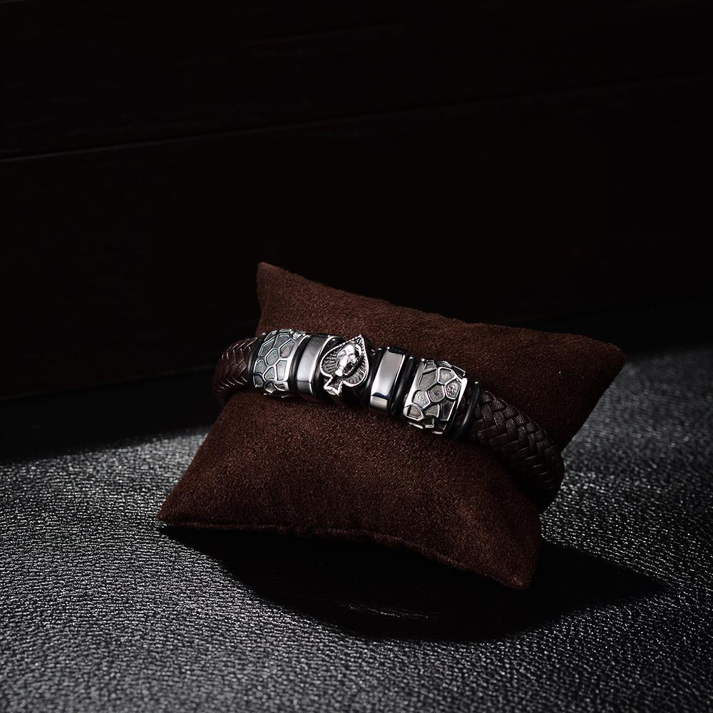 Fearless Spade Leather Bracelet