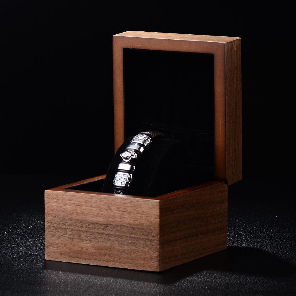 Fearless Spade Leather Bracelet