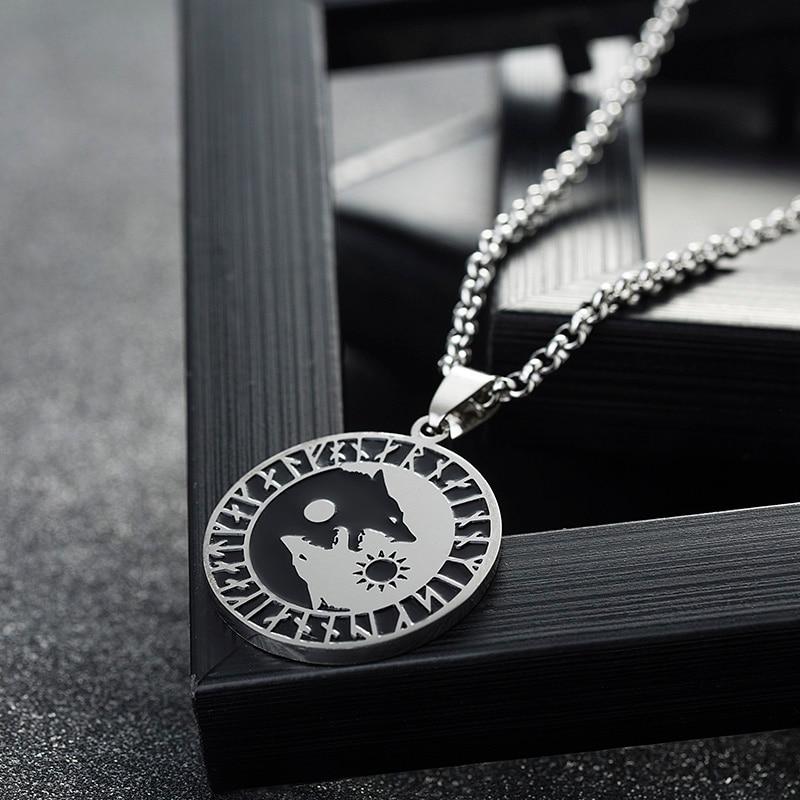 Equilibrium Wolves Necklace