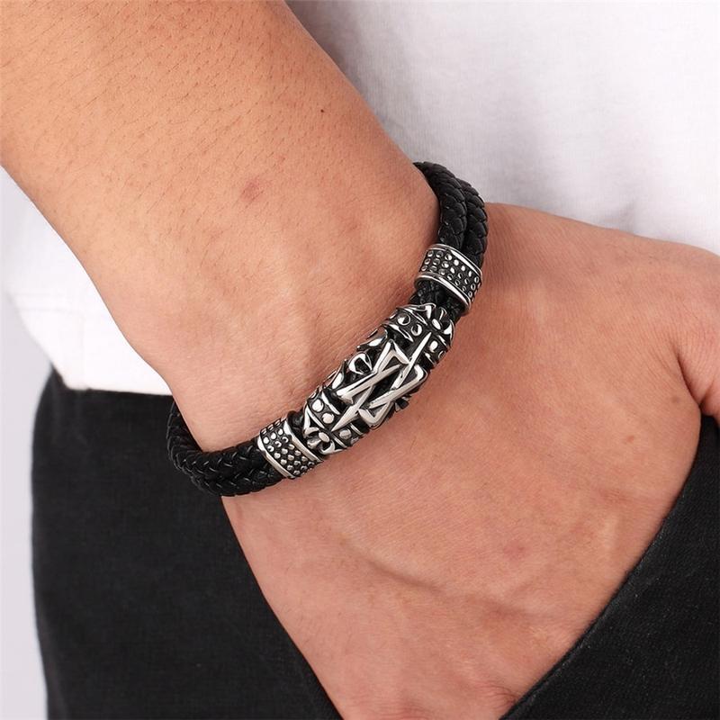 David's Star Leather Bracelet